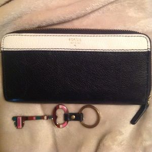 Fossil wallet